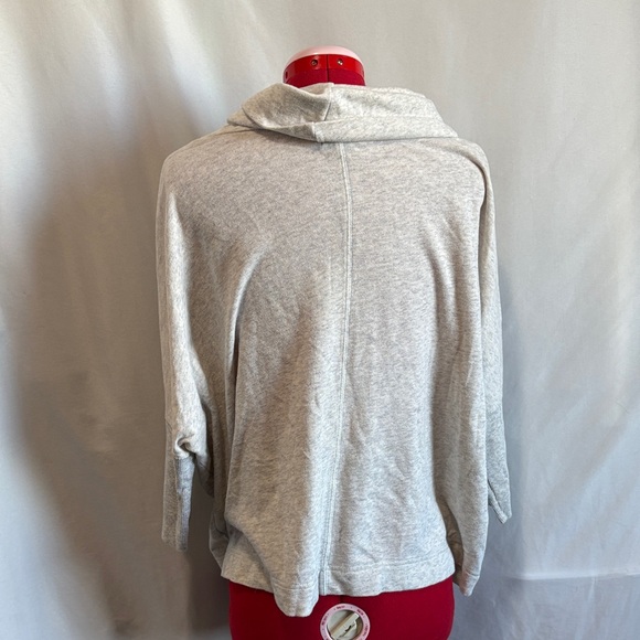 Old Navy Gray Women's Cowl Neck Sweater - Picture 3 of 5